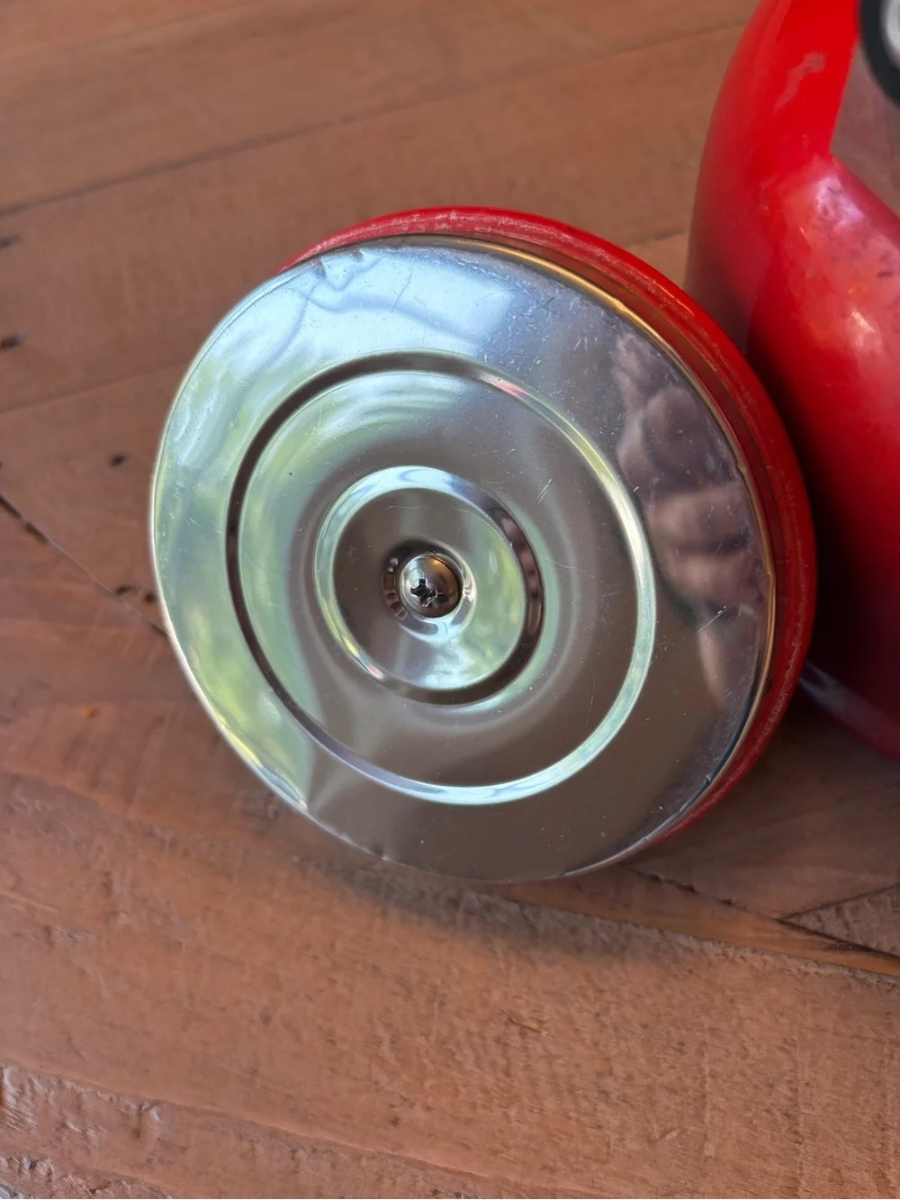Le Creuset has some